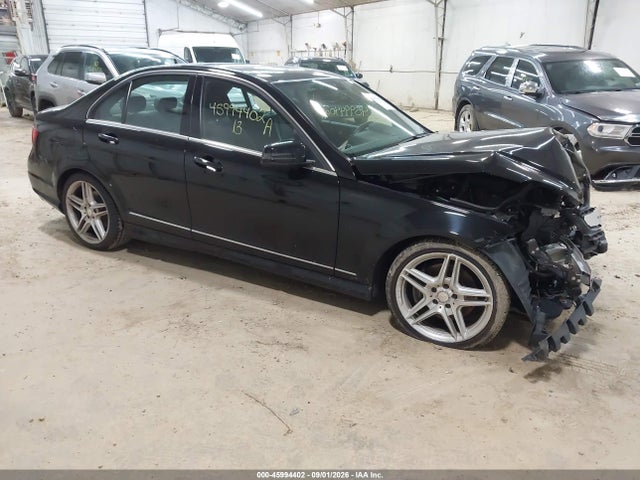 Продаж на аукціоні авто 2013 Mercedes-benz C 300 Sport 4matic, vin: WDDGF8AB8DR258611, номер лоту: 45994402