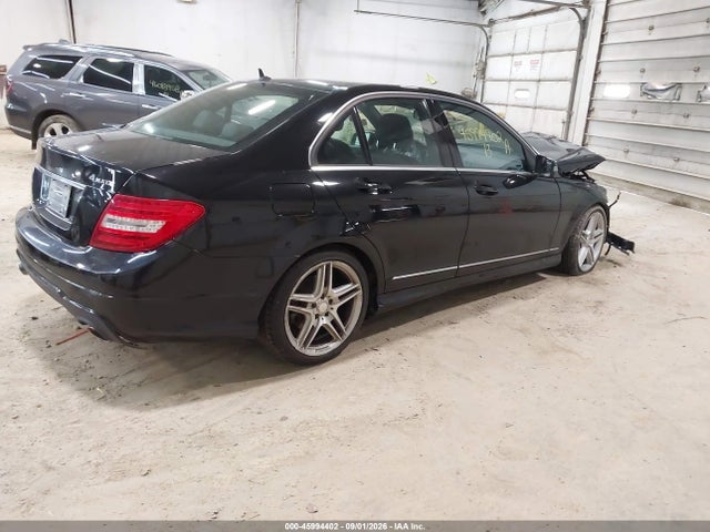Продаж на аукціоні авто 2013 Mercedes-benz C 300 Sport 4matic, vin: WDDGF8AB8DR258611, номер лоту: 45994402