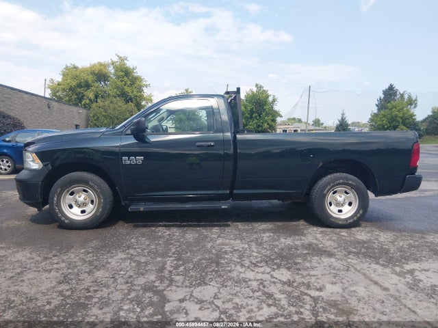 45994457 :رقم المزاد ، 3C6JR7DG8HG765336 vin ، 2017 Ram 1500 Tradesman  4x4 8' Box مزاد بيع