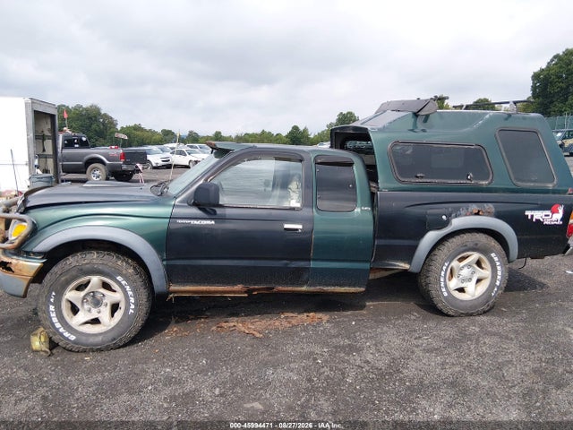 Продажа на аукционе авто 2001 Toyota Tacoma, vin: 5TEWM72N61Z803042, номер лота: 45994471