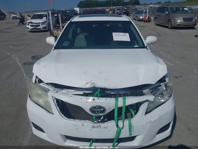 45994489 :رقم المزاد ، 4T4BF3EK7BR119261 vin ، 2011 Toyota Camry Le مزاد بيع