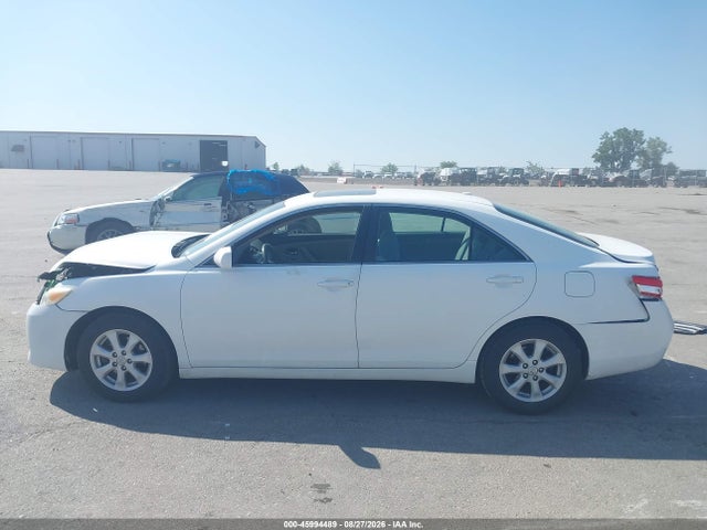45994489 :رقم المزاد ، 4T4BF3EK7BR119261 vin ، 2011 Toyota Camry Le مزاد بيع