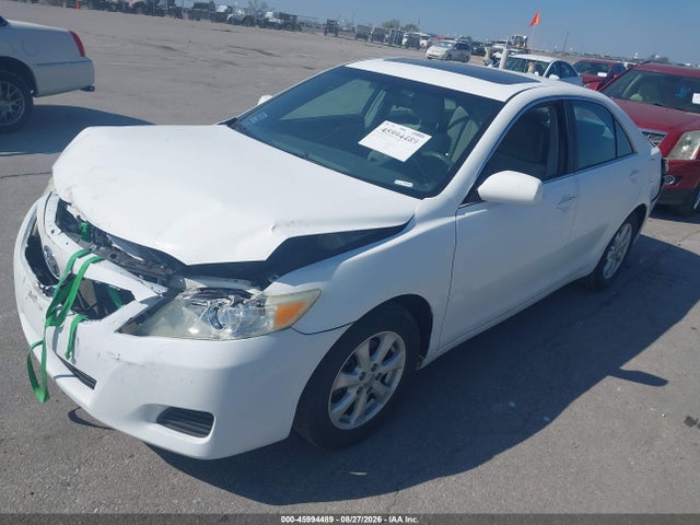 45994489 :رقم المزاد ، 4T4BF3EK7BR119261 vin ، 2011 Toyota Camry Le مزاد بيع
