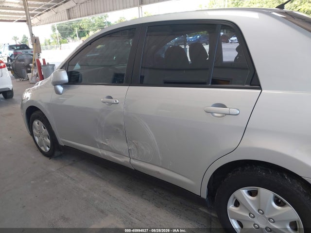 45994527 :رقم المزاد ، 3N1BC11E79L461800 vin ، 2009 Nissan Versa 1.8s مزاد بيع
