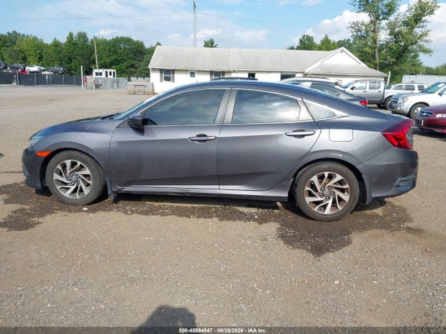 Aukcja sprzedaży 2017 Honda Civic Ex, vin: 2HGFC2F80HH555145, numer aukcji: 45994547