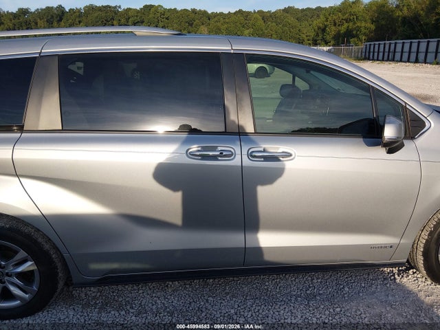 5TDZRKEC6MS010563 Toyota Sienna Limited