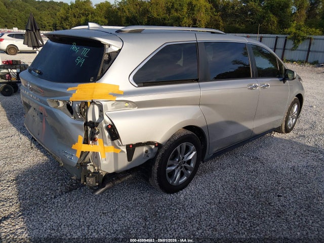 5TDZRKEC6MS010563 Toyota Sienna Limited