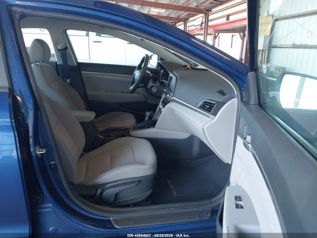 2020 Hyundai Elantra Se მანქანა იყიდება აუქციონზე, vin: 5NPD74LF8LH610921, აუქციონის ნომერი: 45994607
