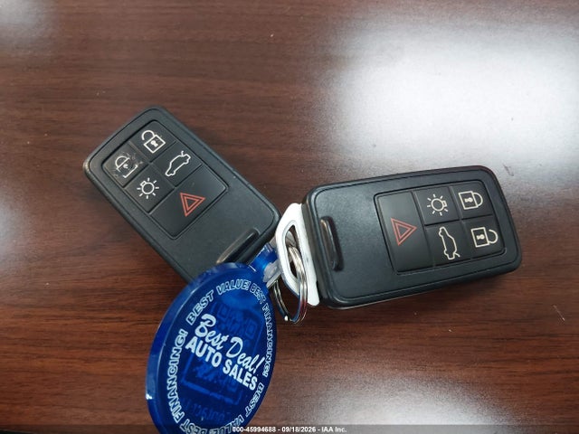 45994688 :رقم المزاد ، YV4612HK5F1001301 vin ، 2015 Volvo V60 Cross Country T5 مزاد بيع