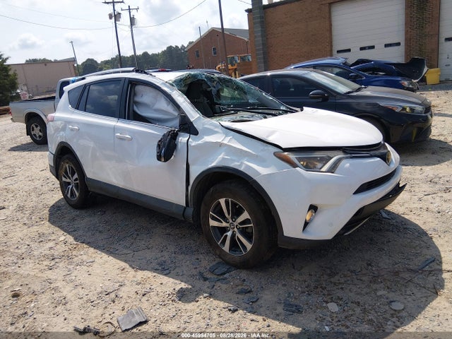 45994705 :رقم المزاد ، 2T3RFREV0HW623933 vin ، 2017 Toyota Rav4 Xle مزاد بيع