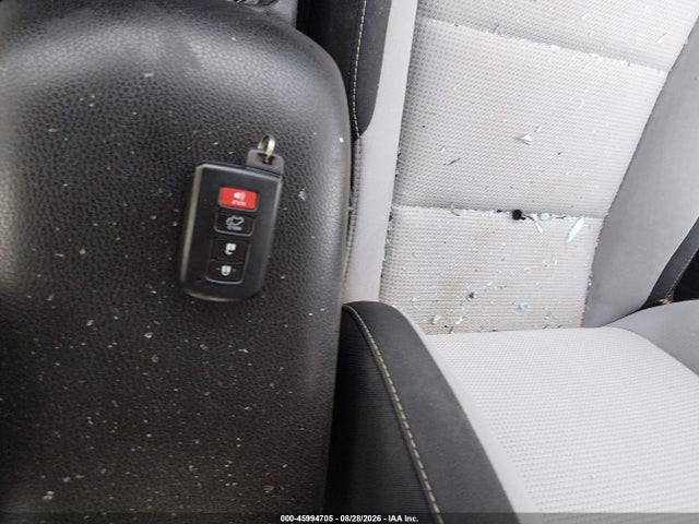 45994705 :رقم المزاد ، 2T3RFREV0HW623933 vin ، 2017 Toyota Rav4 Xle مزاد بيع