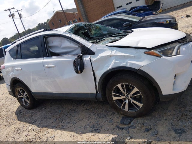 45994705 :رقم المزاد ، 2T3RFREV0HW623933 vin ، 2017 Toyota Rav4 Xle مزاد بيع