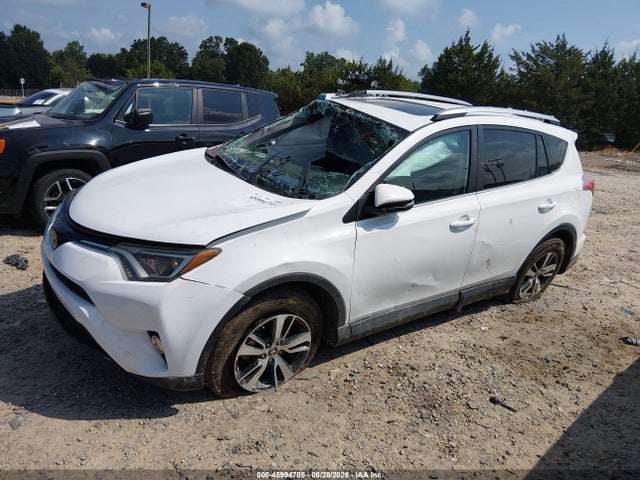45994705 :رقم المزاد ، 2T3RFREV0HW623933 vin ، 2017 Toyota Rav4 Xle مزاد بيع