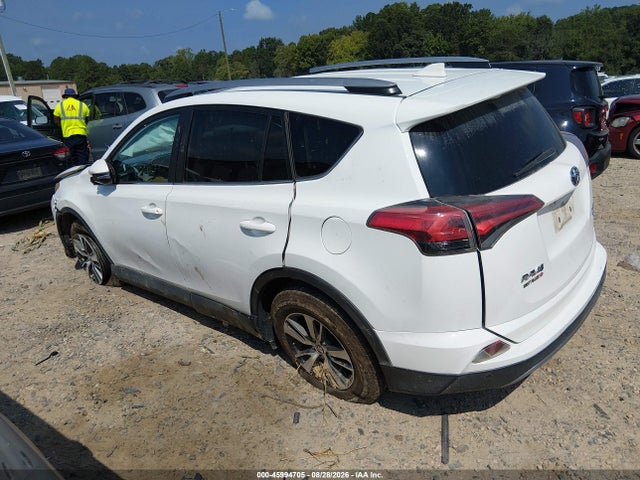 45994705 :رقم المزاد ، 2T3RFREV0HW623933 vin ، 2017 Toyota Rav4 Xle مزاد بيع