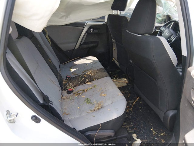 45994705 :رقم المزاد ، 2T3RFREV0HW623933 vin ، 2017 Toyota Rav4 Xle مزاد بيع