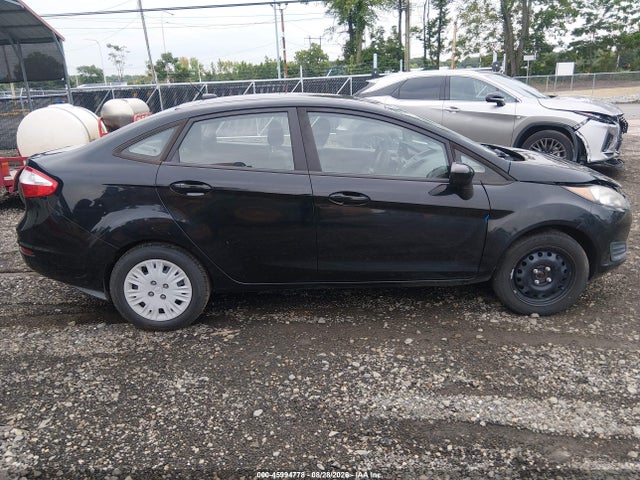 45994778 :رقم المزاد ، 3FADP4AJ2HM131487 vin ، 2017 Ford Fiesta S مزاد بيع
