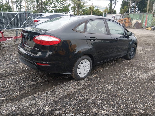 45994778 :رقم المزاد ، 3FADP4AJ2HM131487 vin ، 2017 Ford Fiesta S مزاد بيع