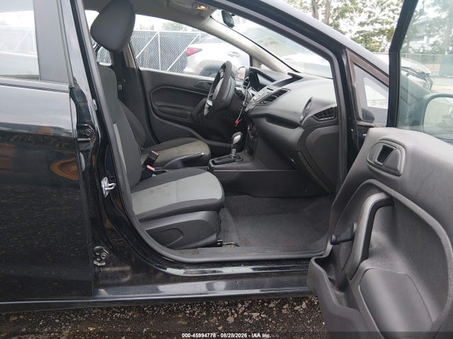 45994778 :رقم المزاد ، 3FADP4AJ2HM131487 vin ، 2017 Ford Fiesta S مزاد بيع