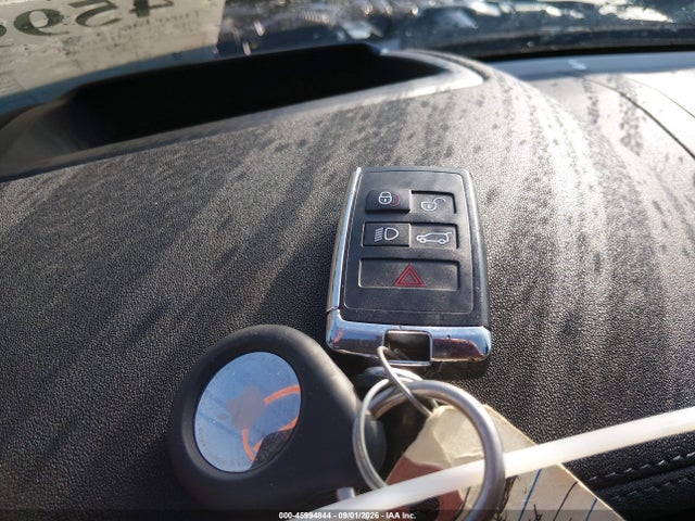 Продажа на аукционе авто 2018 Land Rover Discovery Hse Luxury, vin: SALRT2RV2JA059872, номер лота: 45994844