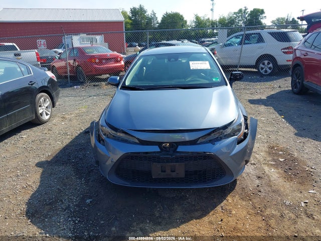 Продажа на аукционе авто 2021 Toyota Corolla Le, vin: 5YFEPMAE8MP162800, номер лота: 45994856