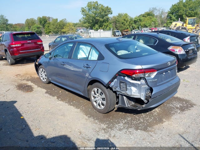 Продажа на аукционе авто 2021 Toyota Corolla Le, vin: 5YFEPMAE8MP162800, номер лота: 45994856