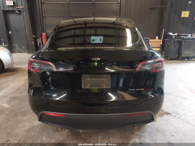 Продаж на аукціоні авто 2023 Tesla Model Y Awd/long Range Dual Motor All-wheel Drive, vin: 7SAYGDEE5PA180100, номер лоту: 45994858