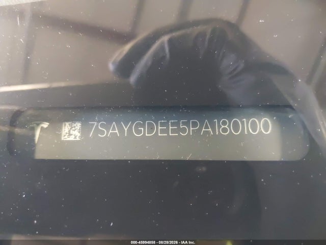 Продаж на аукціоні авто 2023 Tesla Model Y Awd/long Range Dual Motor All-wheel Drive, vin: 7SAYGDEE5PA180100, номер лоту: 45994858