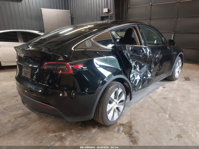 Продаж на аукціоні авто 2023 Tesla Model Y Awd/long Range Dual Motor All-wheel Drive, vin: 7SAYGDEE5PA180100, номер лоту: 45994858