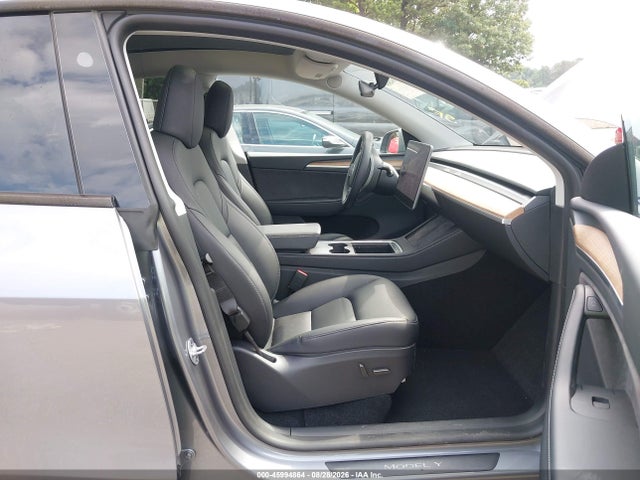 45994864 :رقم المزاد ، 7SAYGDEE3RA317506 vin ، 2024 Tesla Model Y Long Range Dual Motor All-wheel Drive مزاد بيع