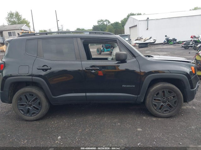 45994866 :رقم المزاد ، ZACNJBAB6KPK26004 vin ، 2019 Jeep Renegade Upland 4x4 مزاد بيع