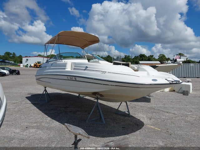 Auction sale of the 2004 Glastron Boat, vin: GLA39651G304, lot number: 45994883
