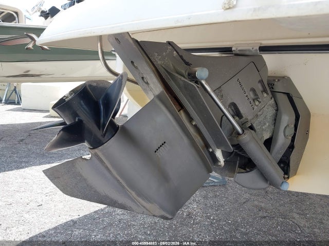 45994883 :رقم المزاد ، GLA39651G304 vin ، 2004 Glastron Boat مزاد بيع