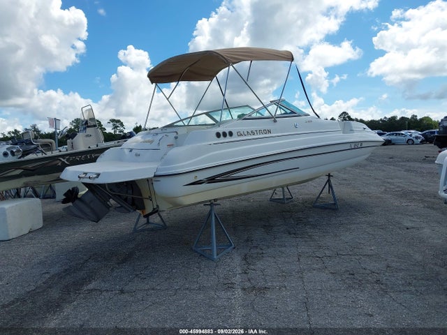 45994883 :رقم المزاد ، GLA39651G304 vin ، 2004 Glastron Boat مزاد بيع