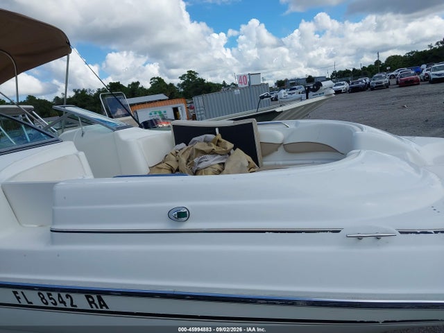 45994883 :رقم المزاد ، GLA39651G304 vin ، 2004 Glastron Boat مزاد بيع