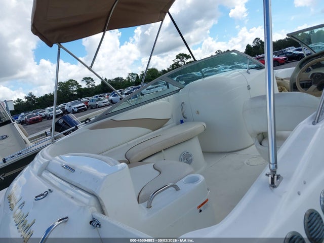 45994883 :رقم المزاد ، GLA39651G304 vin ، 2004 Glastron Boat مزاد بيع