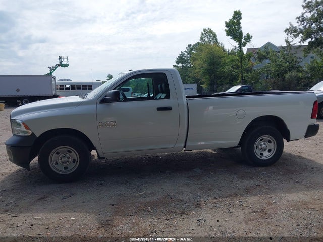 Продажа на аукционе авто 2017 Ram 1500 Tradesman  4x4 8' Box, vin: 3C6JR7DG1HG675400, номер лота: 45994911