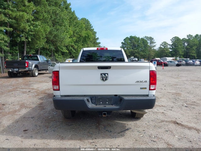 Продажа на аукционе авто 2017 Ram 1500 Tradesman  4x4 8' Box, vin: 3C6JR7DG1HG675400, номер лота: 45994911