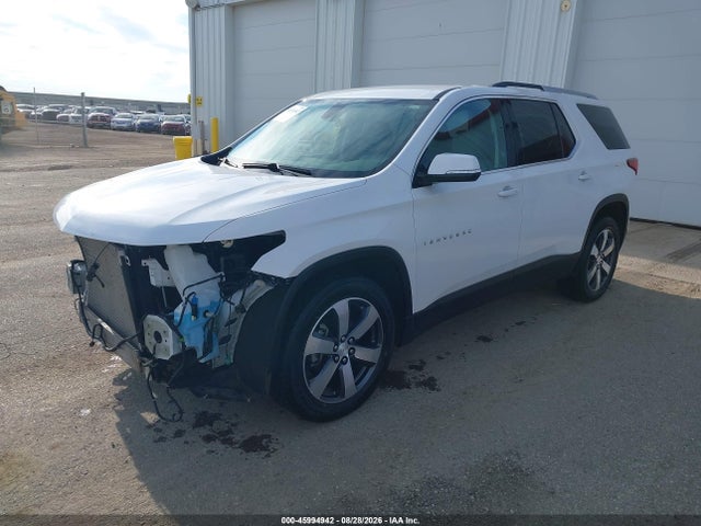Chevrolet Traverse Lt Leather 2018 1GNEVHKW7JJ262012 Image 2