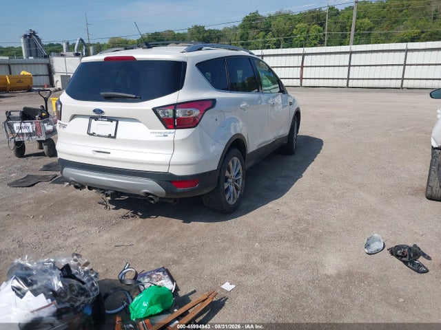 Ford Escape Titanium 2018 1FMCU9J99JUC62138 Image 4