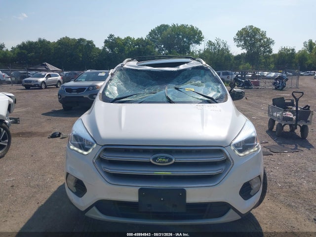 Ford Escape Titanium 2018 1FMCU9J99JUC62138 Image 6
