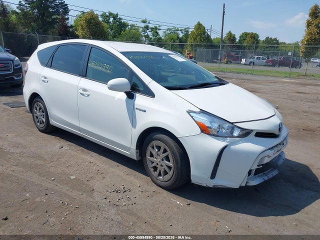 2015 Toyota Prius V Two მანქანა იყიდება აუქციონზე, vin: JTDZN3EU9FJ029912, აუქციონის ნომერი: 45994990