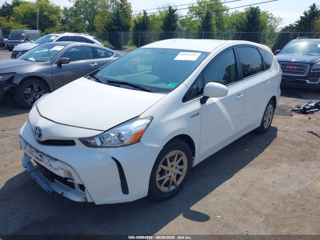 Продаж на аукціоні авто 2015 Toyota Prius V Two, vin: JTDZN3EU9FJ029912, номер лоту: 45994990