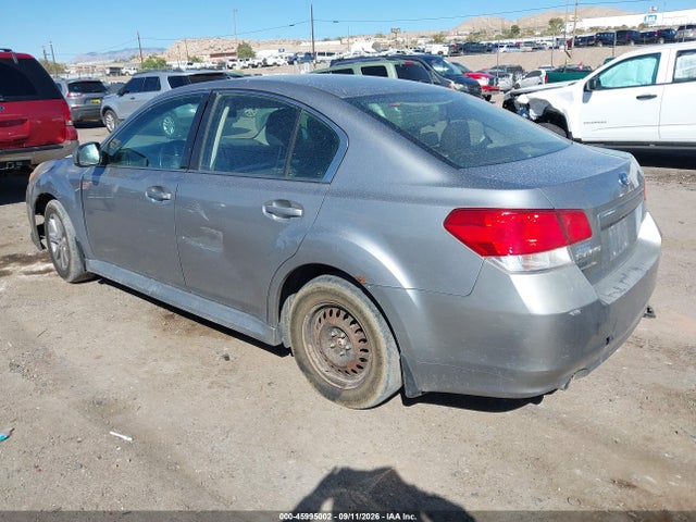 2011 Subaru Legacy 2.5i Premium მანქანა იყიდება აუქციონზე, vin: 4S3BMCC61B3260777, აუქციონის ნომერი: 45995002