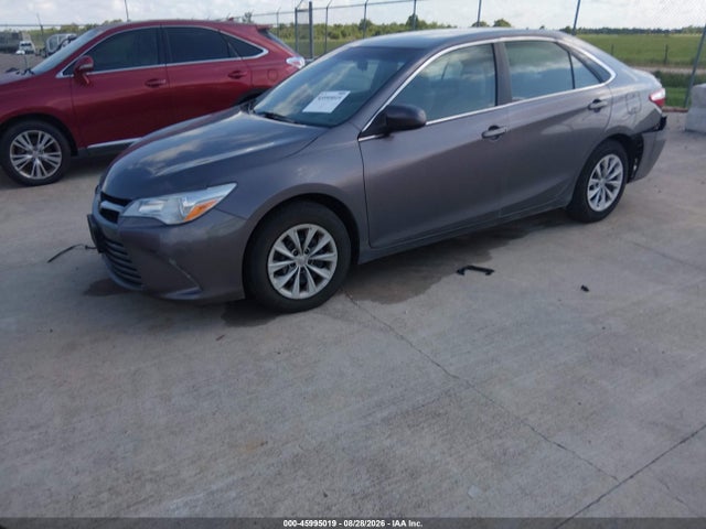Toyota CAMRY LE 2015 4T4BF1FK9FR486168 Image 2