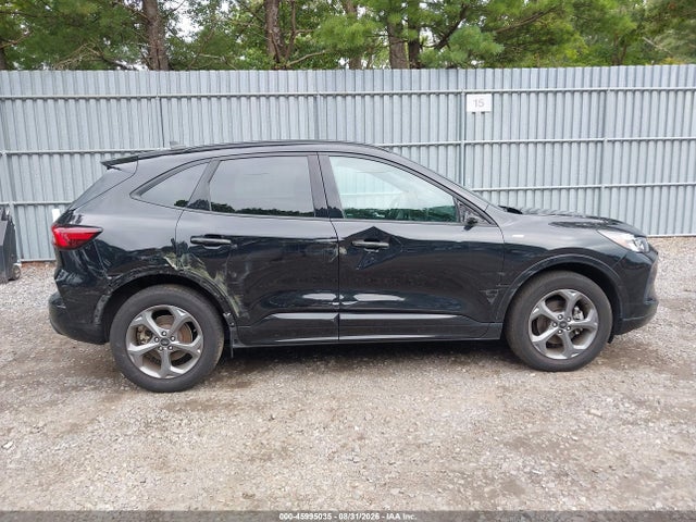 2023 Ford Escape St-line მანქანა იყიდება აუქციონზე, vin: 1FMCU9MN5PUB33699, აუქციონის ნომერი: 45995035