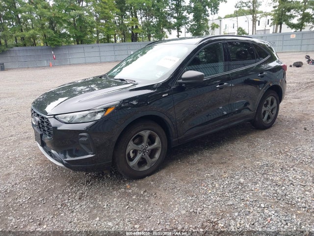 2023 Ford Escape St-line მანქანა იყიდება აუქციონზე, vin: 1FMCU9MN5PUB33699, აუქციონის ნომერი: 45995035