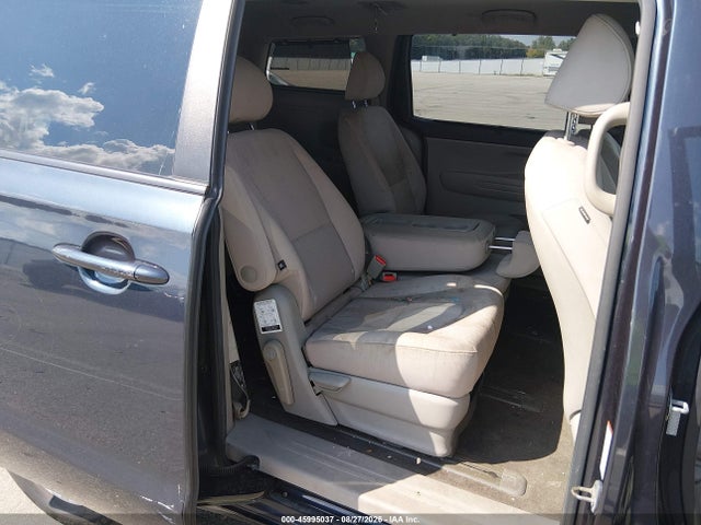 Продажа на аукционе авто 2016 Kia Sedona Lx, vin: KNDMB5C11G6203354, номер лота: 45995037