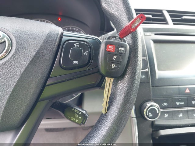 Aukcja sprzedaży 2015 Toyota Camry Le, vin: 4T1BF1FK1FU883819, numer aukcji: 45995057