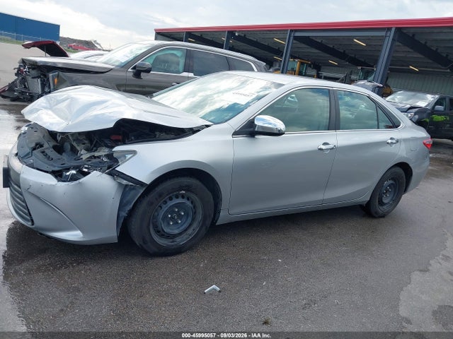 Aukcja sprzedaży 2015 Toyota Camry Le, vin: 4T1BF1FK1FU883819, numer aukcji: 45995057