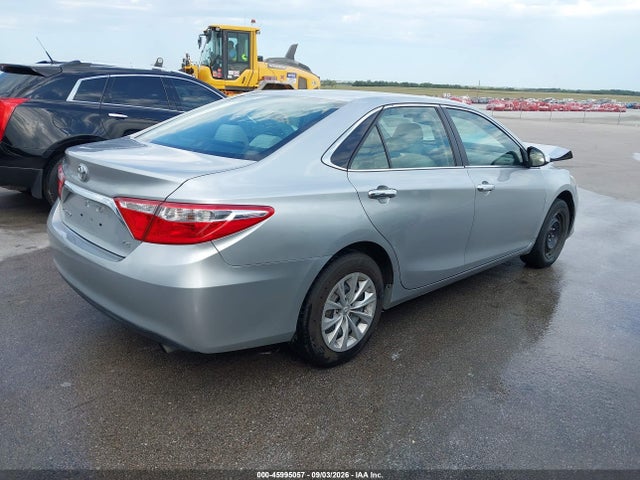 Aukcja sprzedaży 2015 Toyota Camry Le, vin: 4T1BF1FK1FU883819, numer aukcji: 45995057